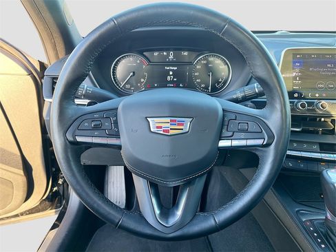 Used 2025 Cadillac CT4 Premium Luxury image 11