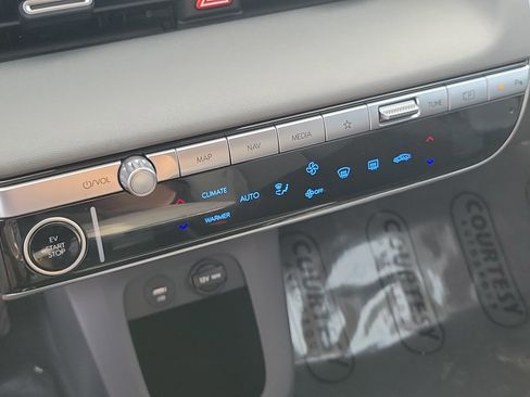 Certified 2024 Hyundai Ioniq 5 SEL image 28