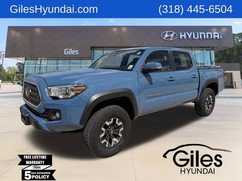 Used 2019 Toyota Tacoma TRD Off-Road image 1