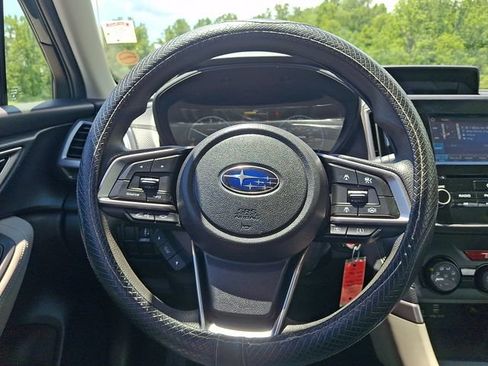 Used 2023 Subaru Forester AWD/4WD image 19