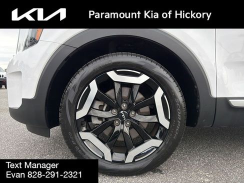 Used 2025 Kia Telluride S AWD/4WD image 6