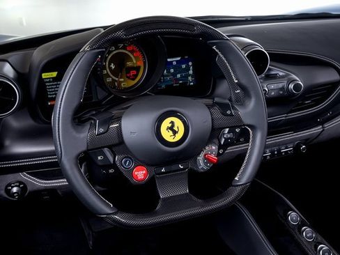 Used 2023 Ferrari F8 Tributo image 29