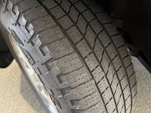 Used 2014 Jeep Grand Cherokee Laredo w/ Quick Order Package 23E image 11