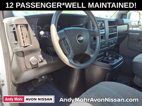 Used 2018 Chevrolet Express 3500 LT w/ LT Preferred Equipment Group RWD image 19