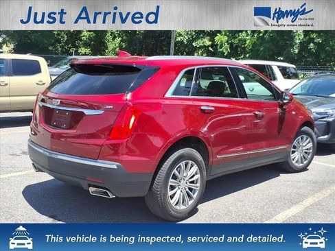 Used 2019 Cadillac XT5 Luxury AWD/4WD image 3