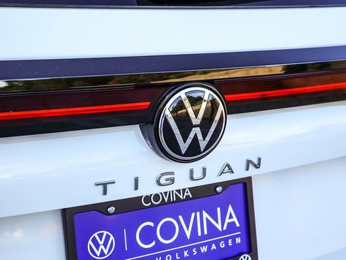 New 2026 Volkswagen Tiguan S image 10