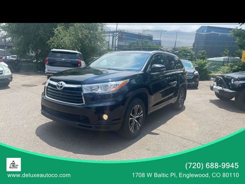 Used 2016 Toyota Highlander XLE AWD/4WD image 1