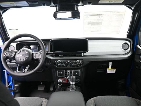 New 2026 Jeep Gladiator Sport AWD/4WD image 13