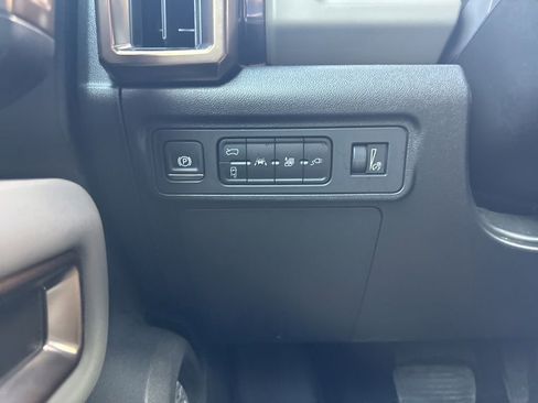 Used 2025 GMC Hummer EV 3X AWD/4WD image 26