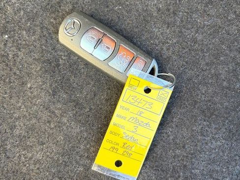 Used 2018 MAZDA MAZDA3 Sport w/ Preferred Equipment Package image 28