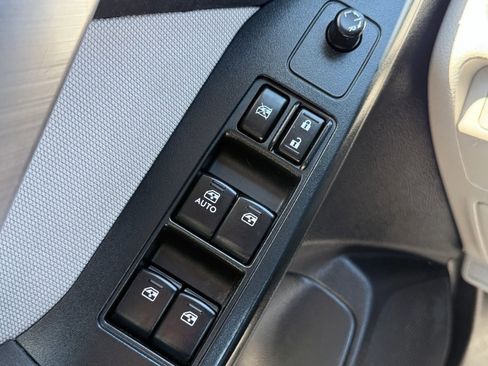 Used 2015 Subaru Forester 2.5i Premium w/ All-Weather Package image 22