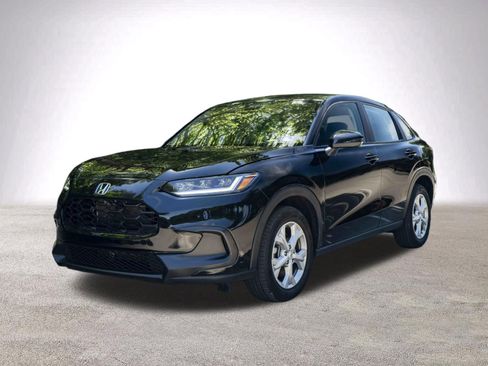 Used 2025 Honda HR-V LX image 5