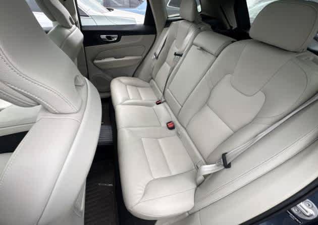 Used 2025 Volvo XC60 T8 Plus w/ Protection Package Premier AWD/4WD image 5