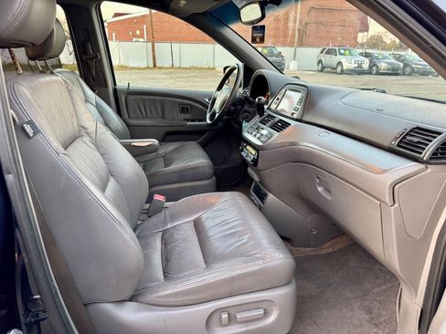 Used 2010 Honda Odyssey Touring image 10
