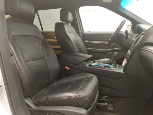 Used 2016 Ford Explorer Sport w/ Equipment Group 401A image 21