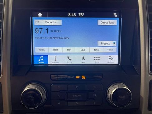 Used 2018 Ford F150 Lariat w/ Equipment Group 502A Luxury AWD/4WD image 16