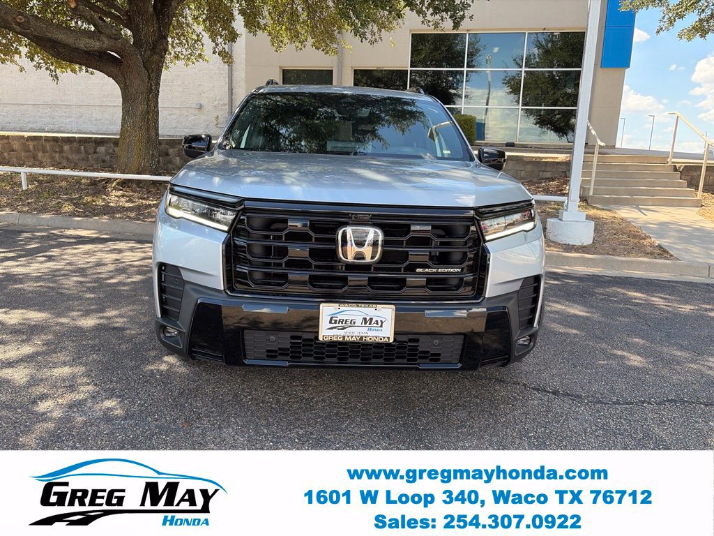 New 2026 Honda Pilot Black Edition image 2