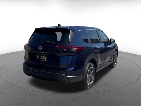 Used 2025 Nissan Rogue SV FWD image 12