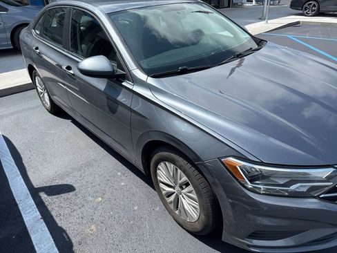 Used 2019 Volkswagen Jetta S w/ Driver Assistance Package image 3