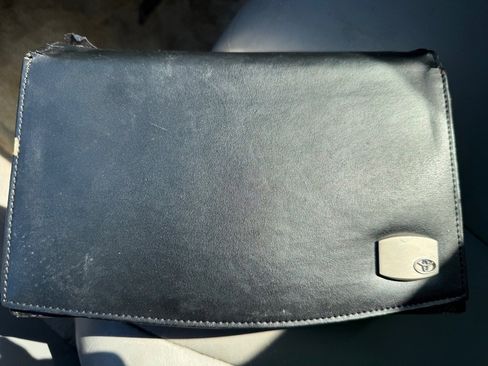 Used 2009 Toyota Camry XLE image 12