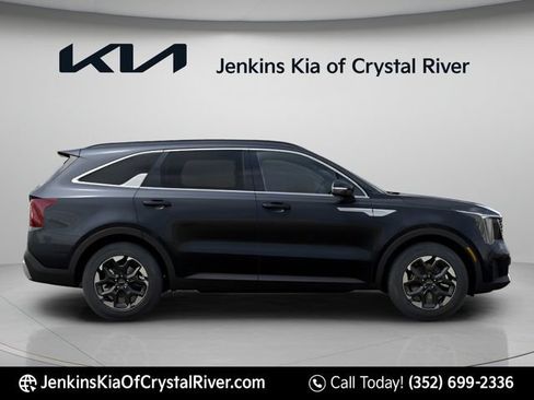 New 2026 Kia Sorento S w/ S Panoramic Sunroof Package FWD image 2