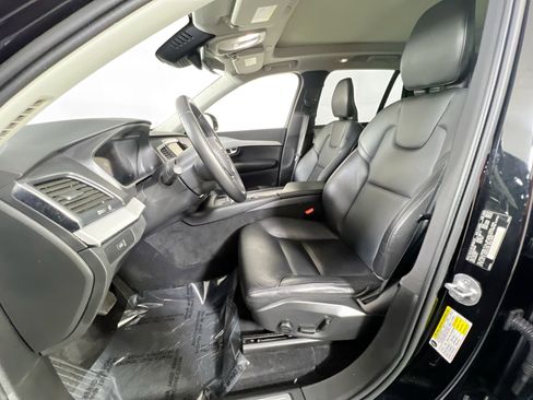 Used 2023 Volvo XC90 B5 Core w/ Protection Package Premier image 21