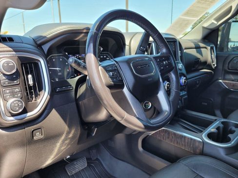 Used 2022 GMC Sierra 2500 Denali w/ Denali Ultimate Package AWD/4WD image 12