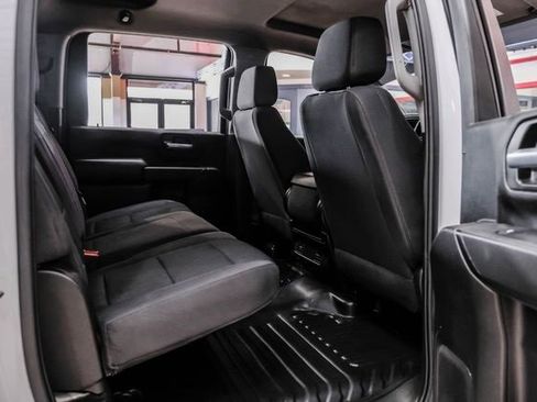 Used 2024 GMC Sierra 3500 Pro w/ Convenience Package image 31