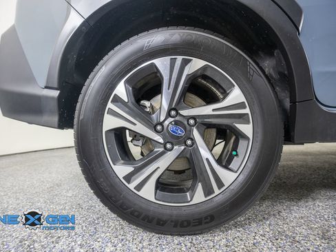 Used 2024 Subaru Crosstrek 2.0i Premium AWD/4WD image 43