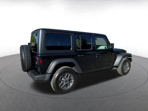 Used 2025 Jeep Wrangler Unlimited Sport AWD/4WD image 9