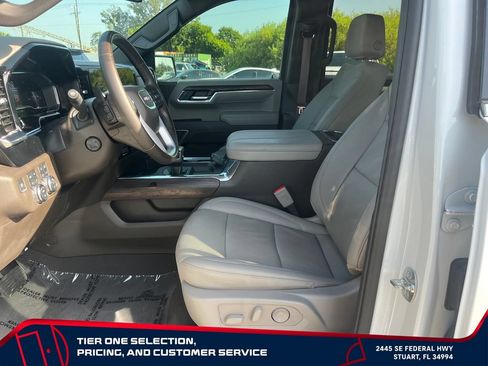 Used 2025 GMC Sierra 1500 SLT w/ SLT Premium Plus Package AWD/4WD image 9