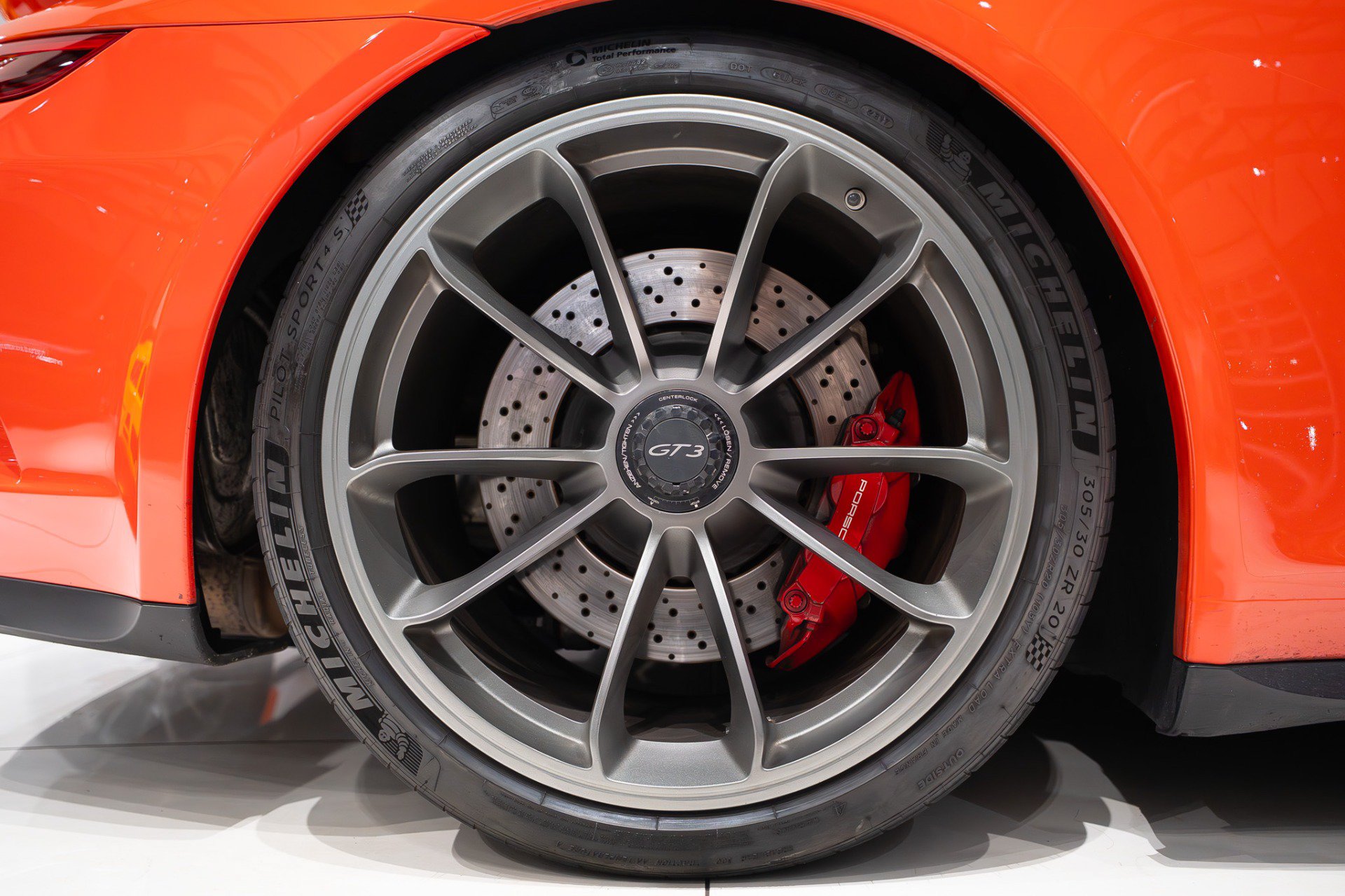 Used 2018 Porsche 911 GT3 RWD image 42