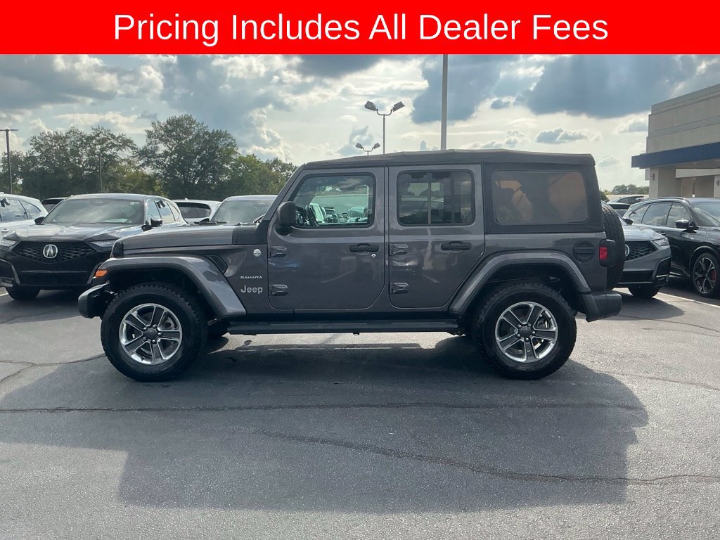 Used 2018 Jeep Wrangler Unlimited Sahara AWD/4WD image 2