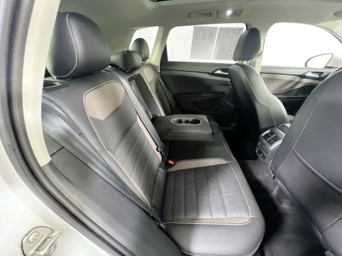 Used 2023 Volkswagen Taos SEL image 26