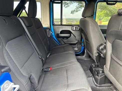 Used 2022 Jeep Wrangler Unlimited Sport AWD/4WD image 12