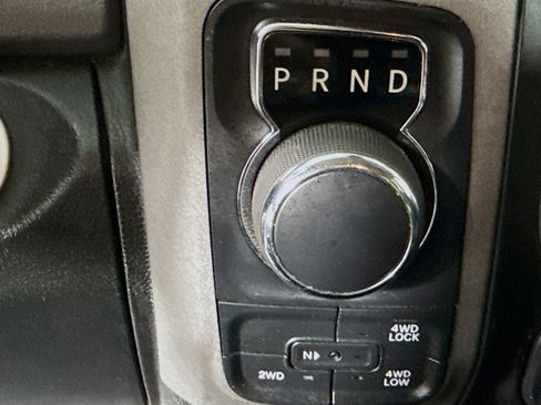 Used 2017 RAM 1500 Express image 19