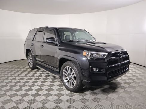 Used 2022 Toyota 4Runner TRD Sport image 3