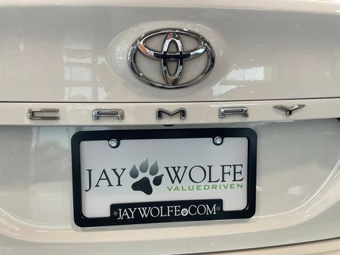 Used 2019 Toyota Camry LE FWD image 22