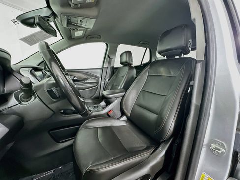 Used 2021 GMC Terrain SLT w/ Elevation Edition AWD/4WD image 21