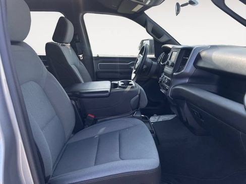 Used 2022 RAM 1500 Big Horn AWD/4WD image 14