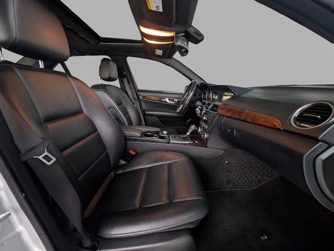 Used 2014 Mercedes-Benz C 250 Sedan image 22