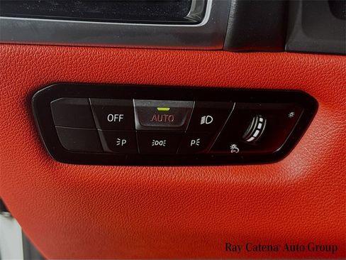 Used 2023 BMW M850i xDrive Convertible image 10