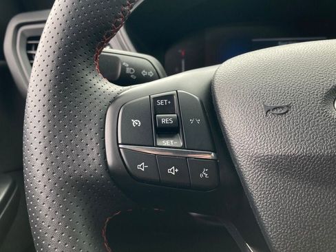 Used 2025 Ford Escape ST-Line FWD image 14