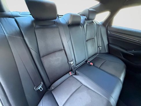 Used 2020 Honda Accord Sport image 18