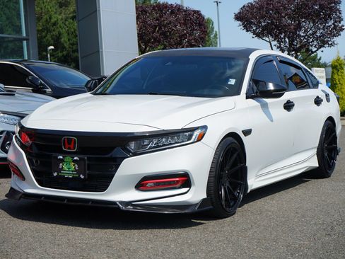 Used 2020 Honda Accord Sport image 1