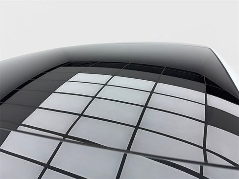 Used 2021 Tesla Model 3 Performance image 13