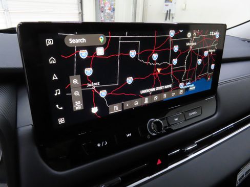 New 2025 Mitsubishi Outlander SE image 18