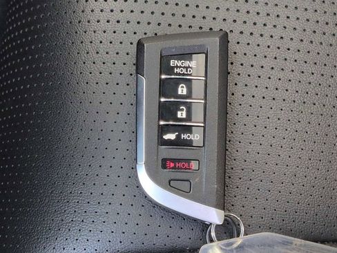 Used 2022 Acura MDX SH-AWD w/ Advance Package image 36