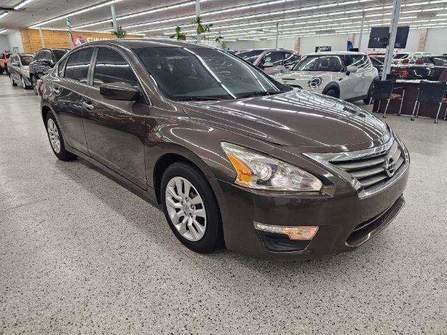 Used 2014 Nissan Altima 2.5 FWD image 4