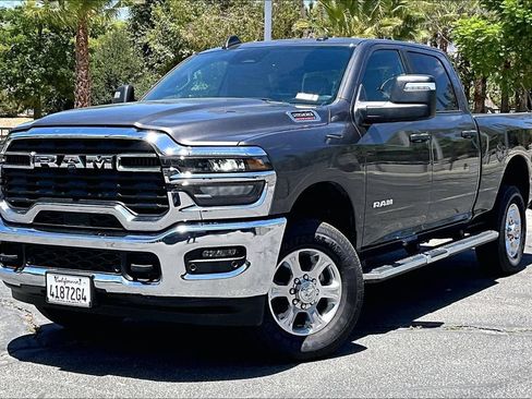 Used 2026 RAM 2500 Big Horn AWD/4WD image 2